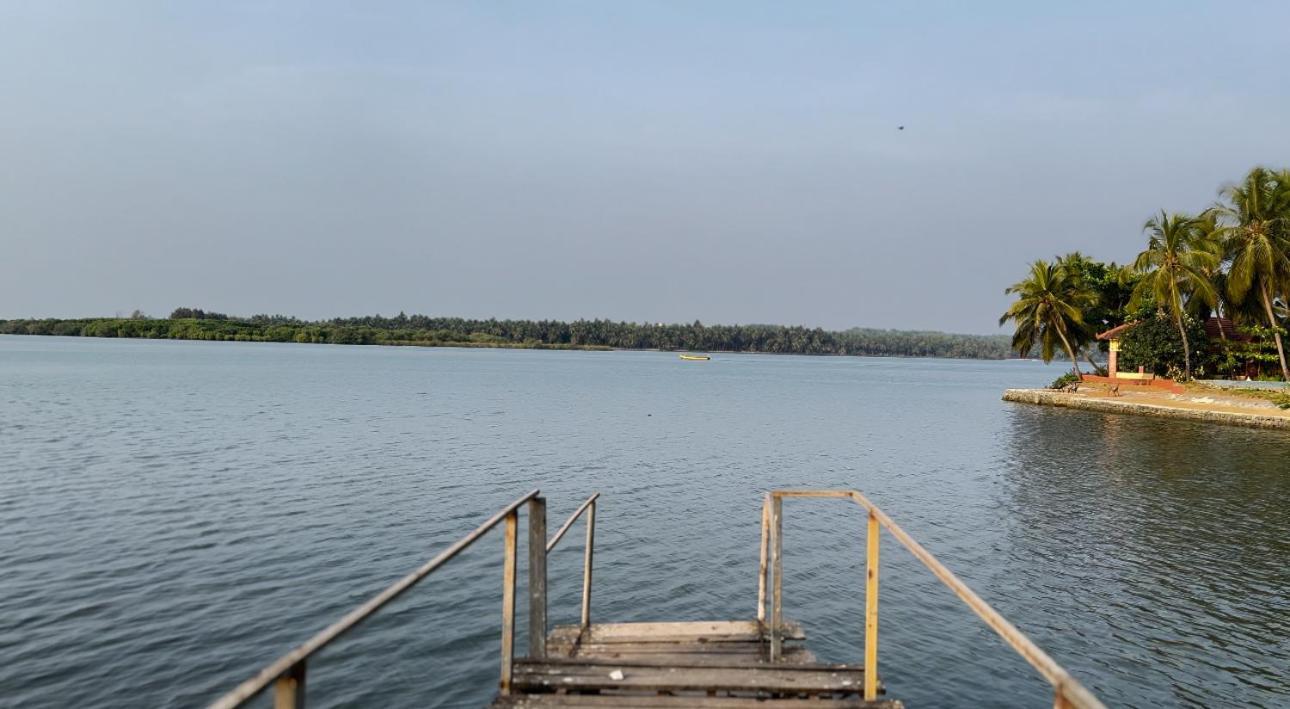 The Glasswater By The Backwater Homestay Kalyānpur エクステリア 写真