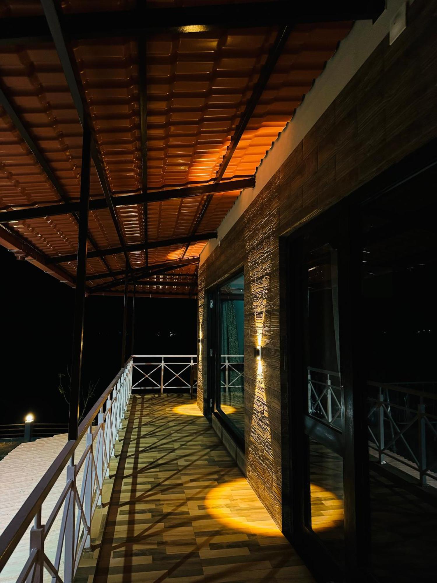 The Glasswater By The Backwater Homestay Kalyānpur エクステリア 写真