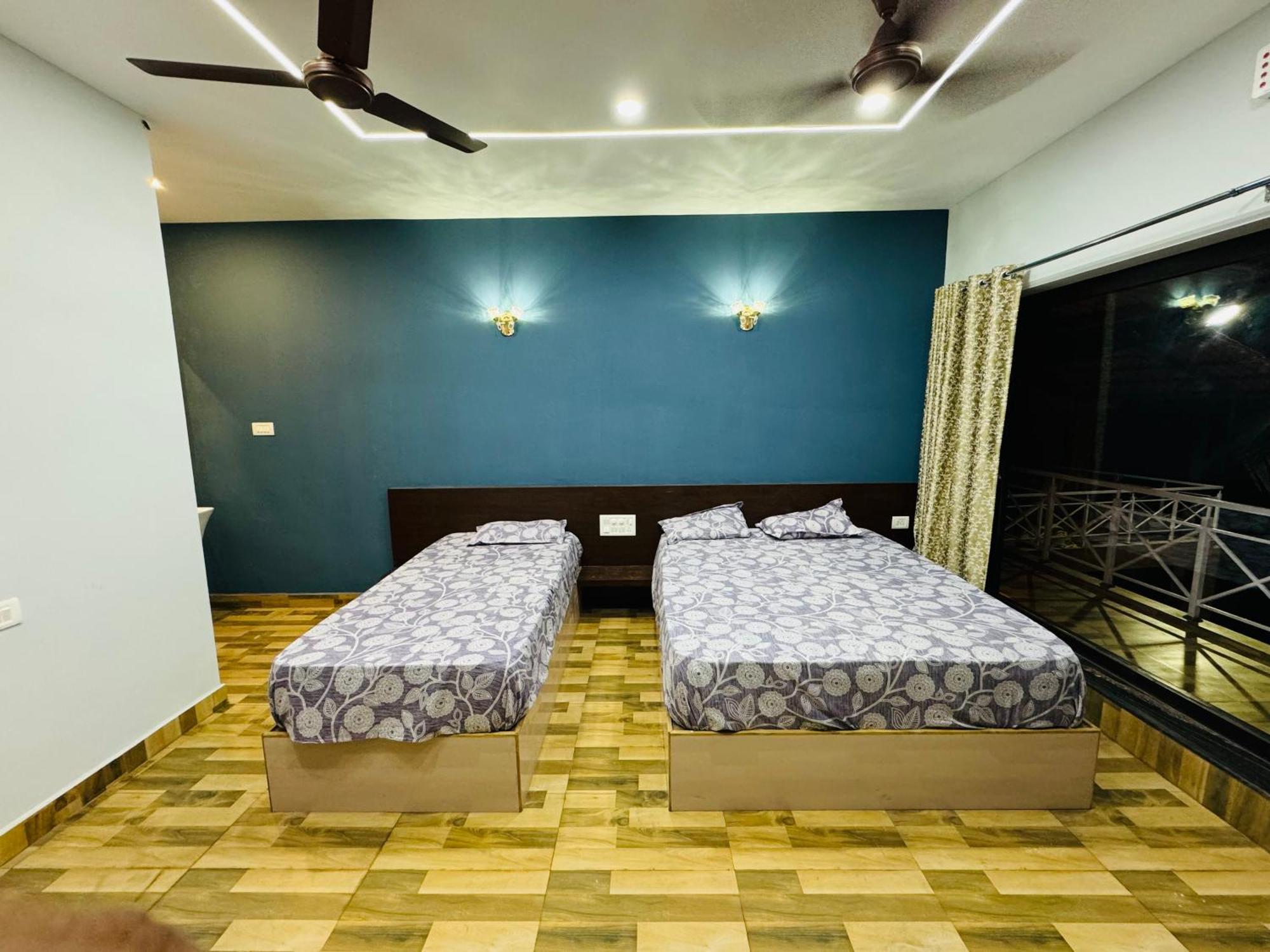 The Glasswater By The Backwater Homestay Kalyānpur エクステリア 写真